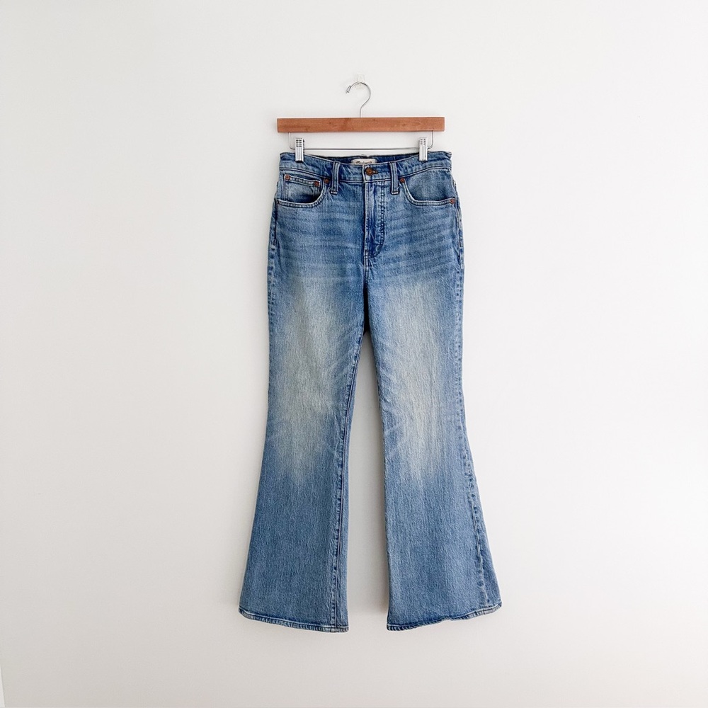 Madewell The Perfect Vintage Flare Leg Jeans | High Rise Medium Wash Denim - Picture 2 of 10